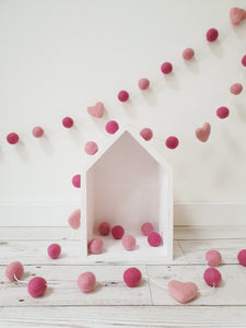 Felt Pom Pom Garland - Mix of pinks with hearts