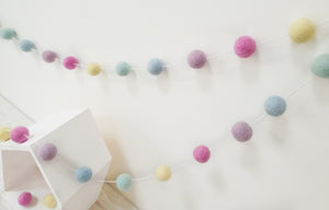 Felt Pom Pom Garland - Pastel Rainbow
