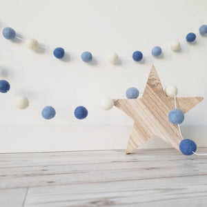 Blue & White Felt Pom Pom Garland