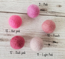 Load image into Gallery viewer, Felt pom pom curtain tieback
