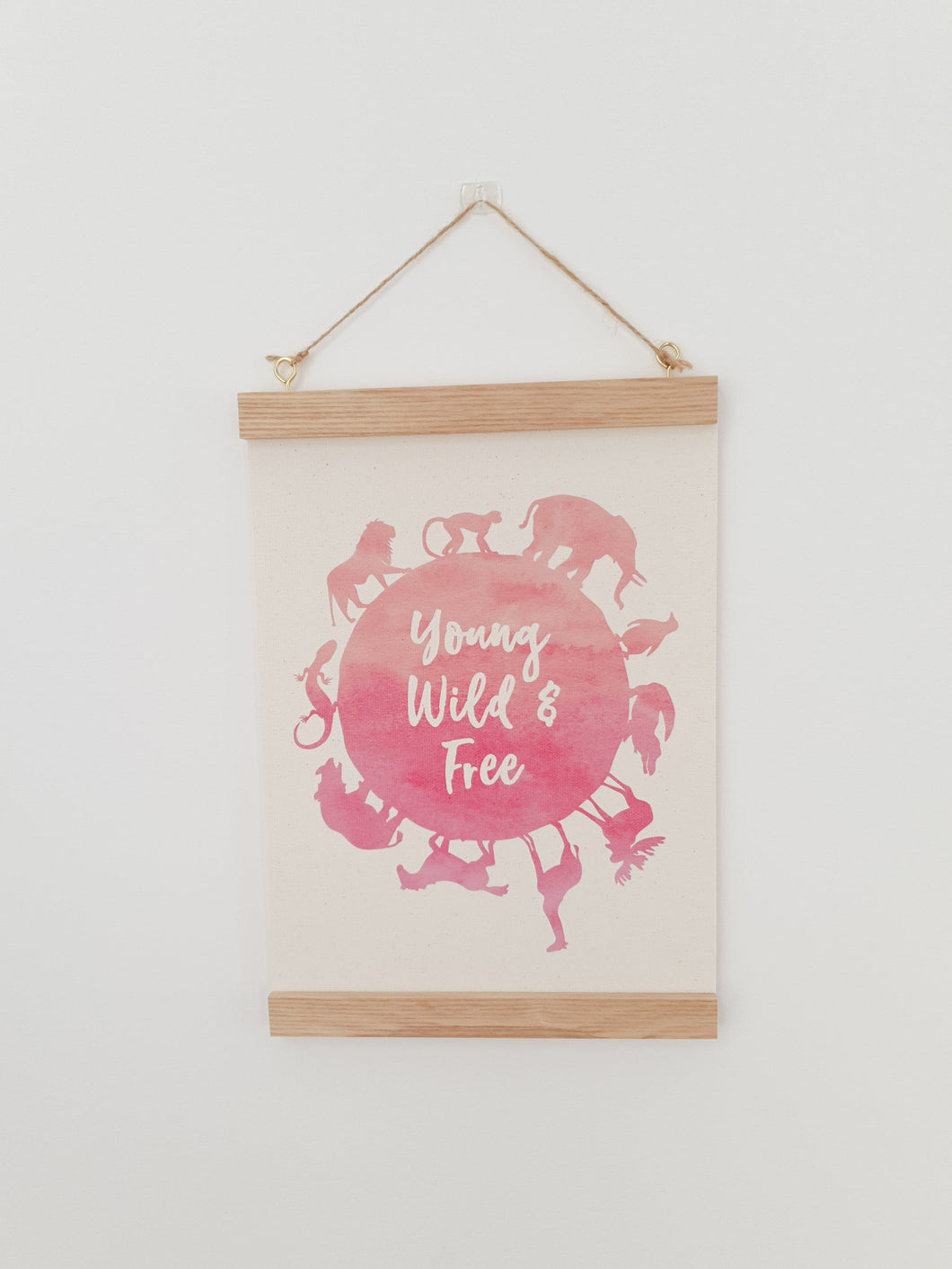 Animal canvas print with wooden wall hanger