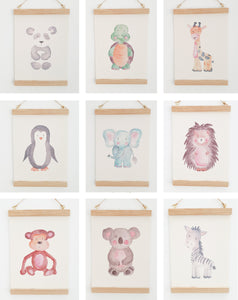 Giraffe canvas Print with Wooden hanger