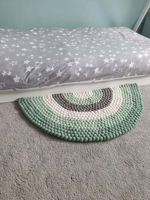 Rainbow Rug - Mint Felt ball rainbow Rug - Mint rainbow decor - Rainbow accessories - Boys rainbow decor - Nursery rug - Girls rainbow decor